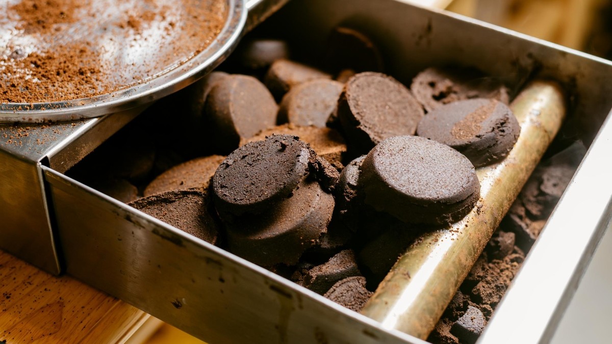 Koffiedik in je plantenbak? Tuiniers zweren erbij - image 1