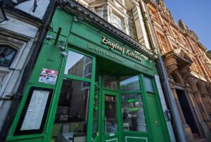 Laurierblad in je bloem: de 100 jaar oude truc tegen keukenplagen