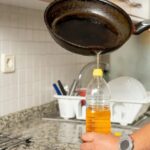 Loodgieters waarschuwen: giet nooit dit olie in je afvoer