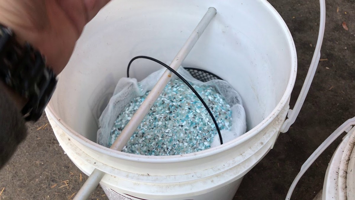 Oude sok gevuld met rijst: de natuurlijke ontvochtiger die beter werkt dan elektronische apparaten - image 2