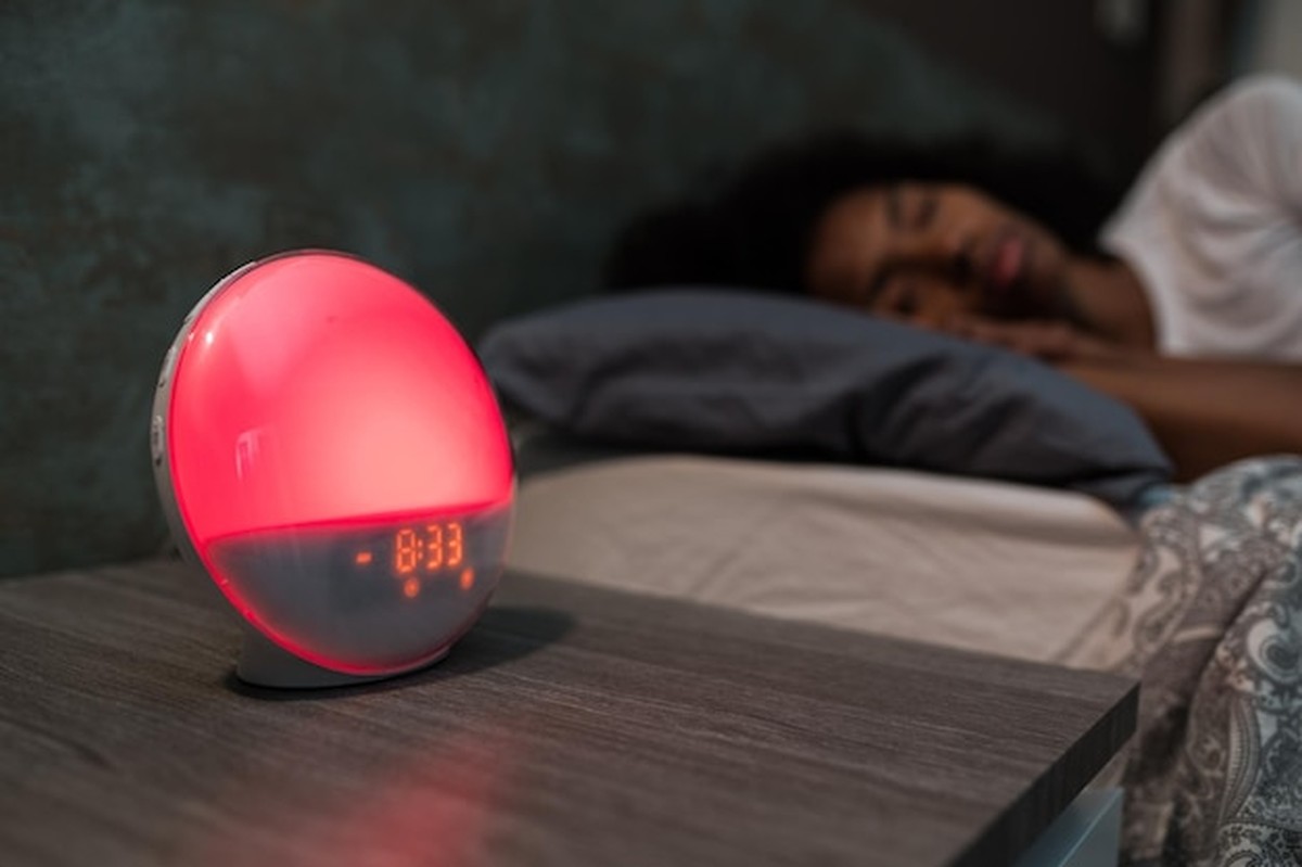 Psycholoog onthult wat écht helpt tegen winterdepressie