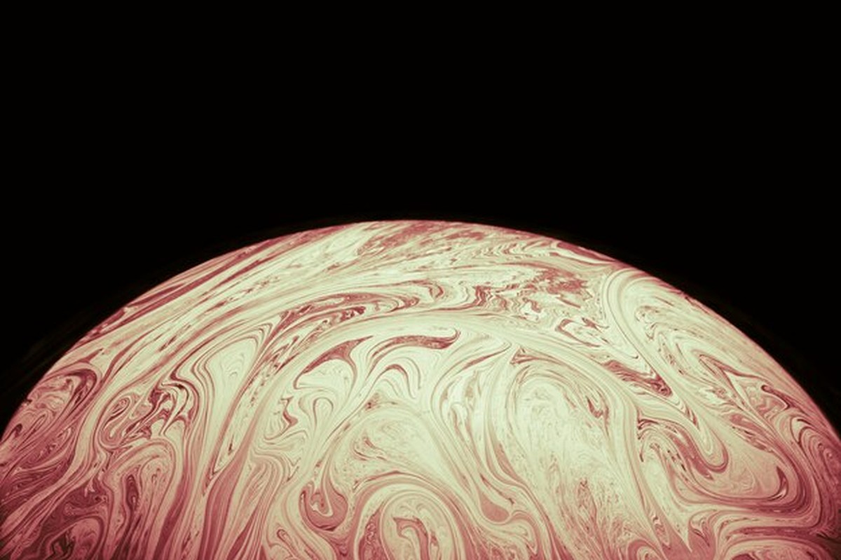 Венера в ретрограде: что ждёт ваши отношения в декабре