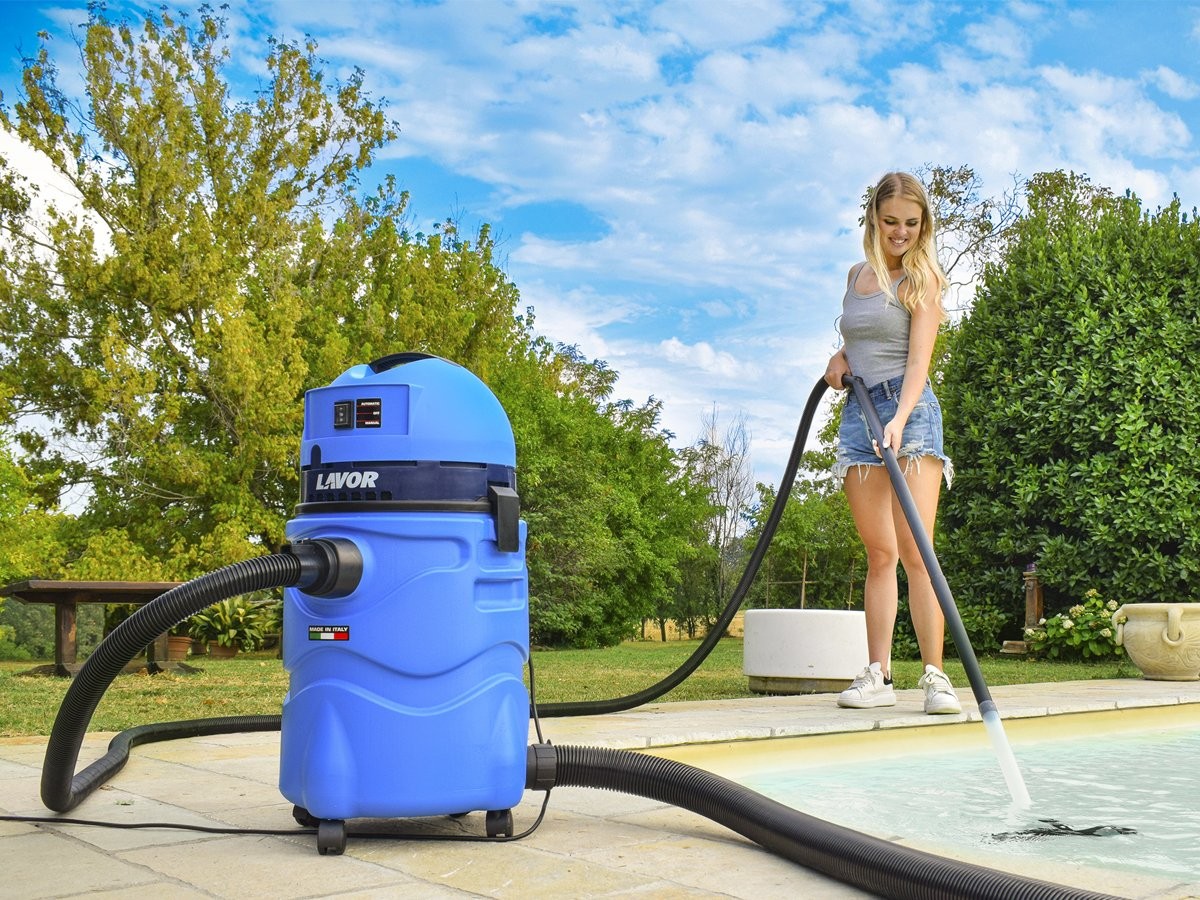 Waarom professionele schoonmakers altijd azijn in het stofzuiger water doen - image 1