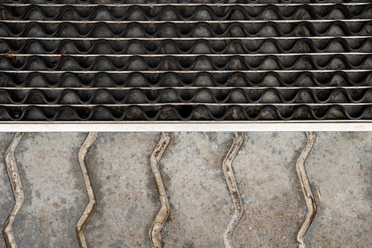 Zó voorkom je schimmel achter de radiator deze winter